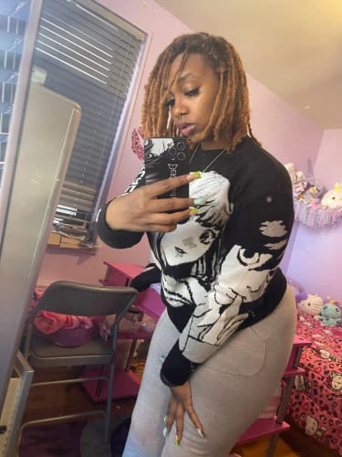 Customer photo review of Misa Loose Knit Sweater