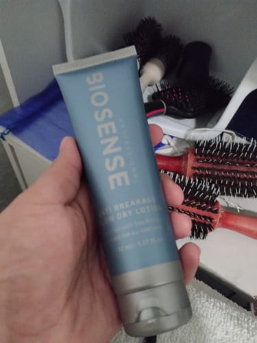Customer photo review of Biosense Anti Breakage Blow Dry Cream 150ml