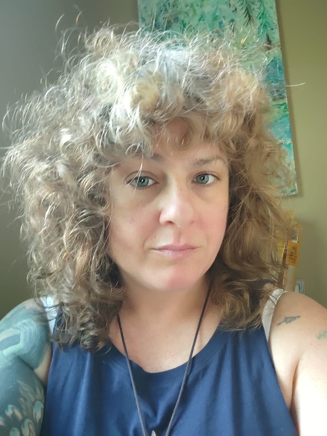 Customer photo review of EXCLUSIVE Hibiscus Peach Shampoo Bar