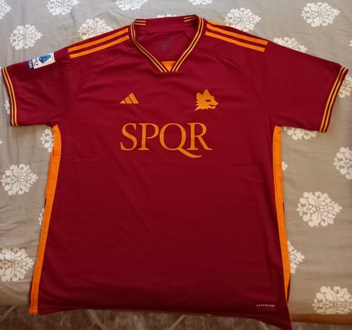 Customer photo review of MAGLIA HOME ROMA SPQR 2023/24