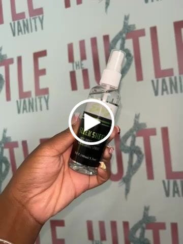 Customer video review of Sleek Sheen ™ Heat Protect + Finishing Spray 150ml LARGE