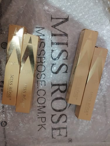 Customer photo review of Miss Rose Silk Flawless Foundation