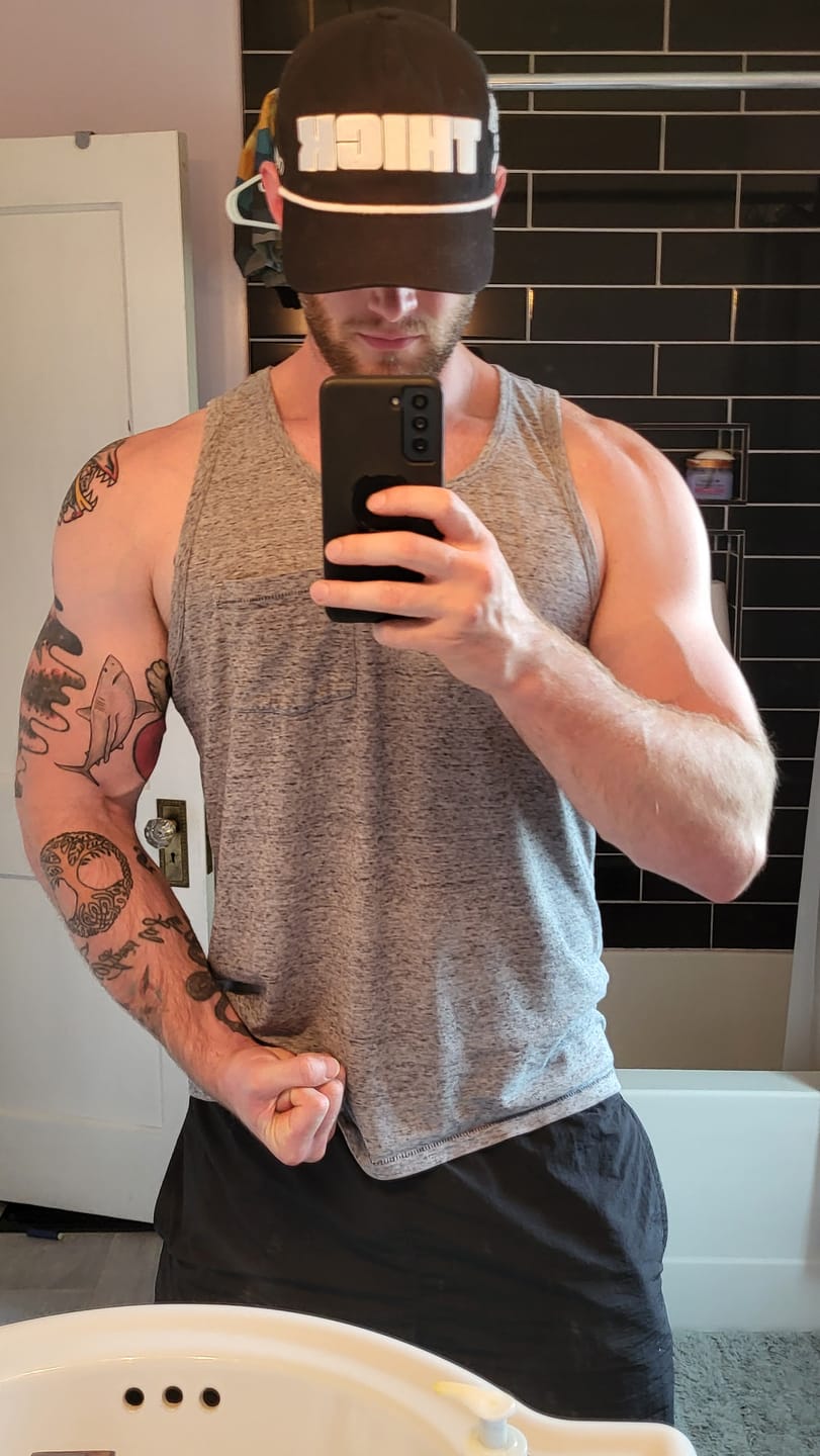 Customer photo review of Thick Hat