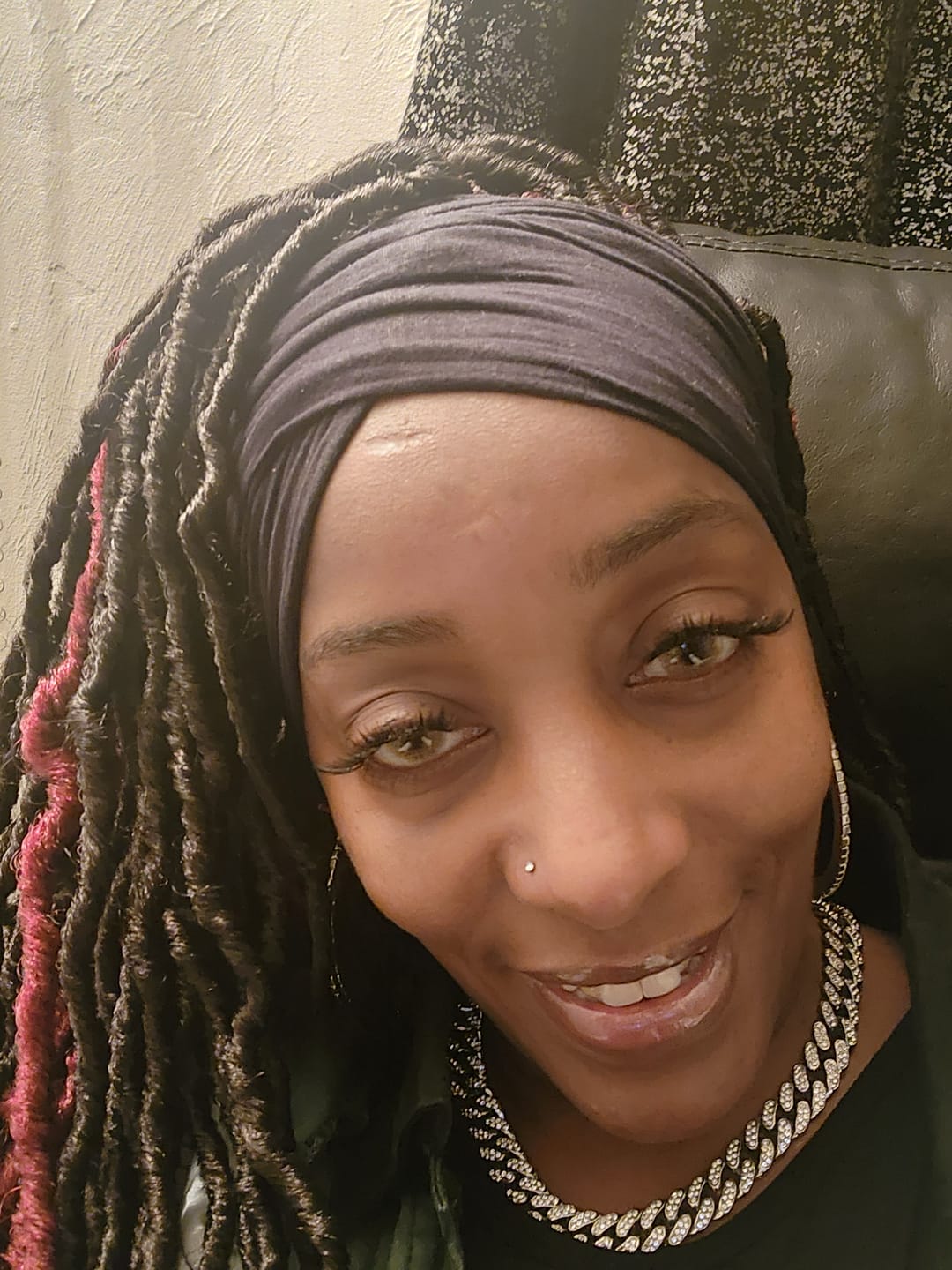 Customer photo review of Hidrocor Ocre Brown Prescription Colored Contact Lenses