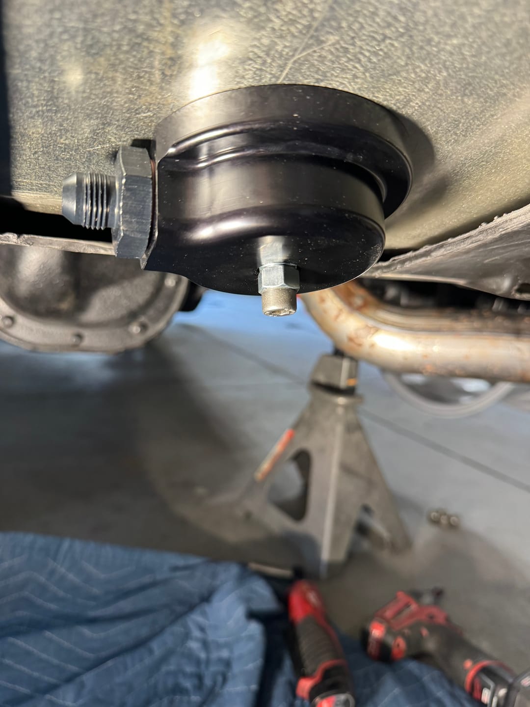 Customer photo review of Billet Fuel Sump -12 ORB Single Outlet by Motion Raceworks 27-160