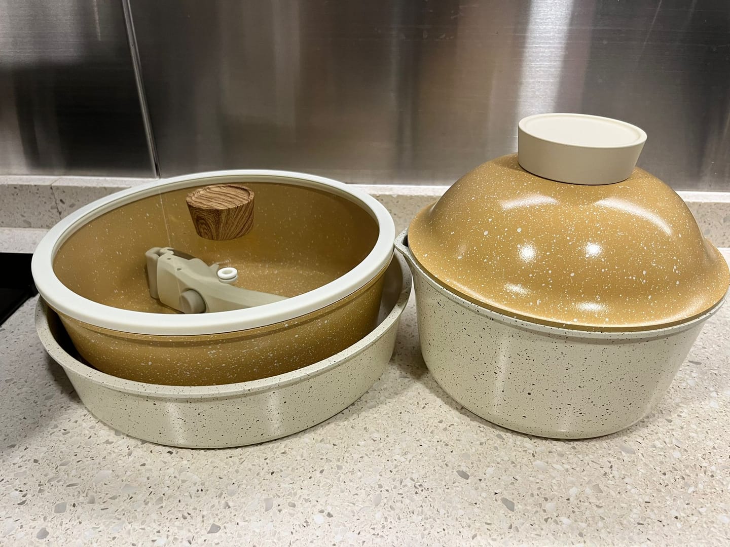 Customer photo review of Arong x Sodam Cookware Set
