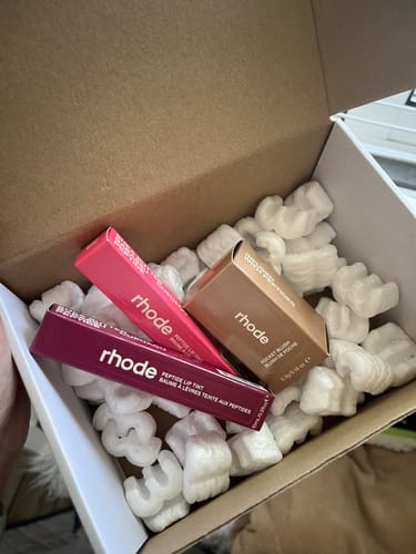 Customer photo review of peptide lip tint /  raspberry jelly -  crushed berry