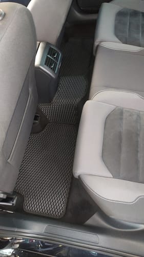 Customer photo review of Dywaniki samochodowe na zamówienie - Przód i tył