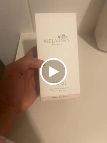 Customer video review of Radiance Body Oil (Skin Firming)