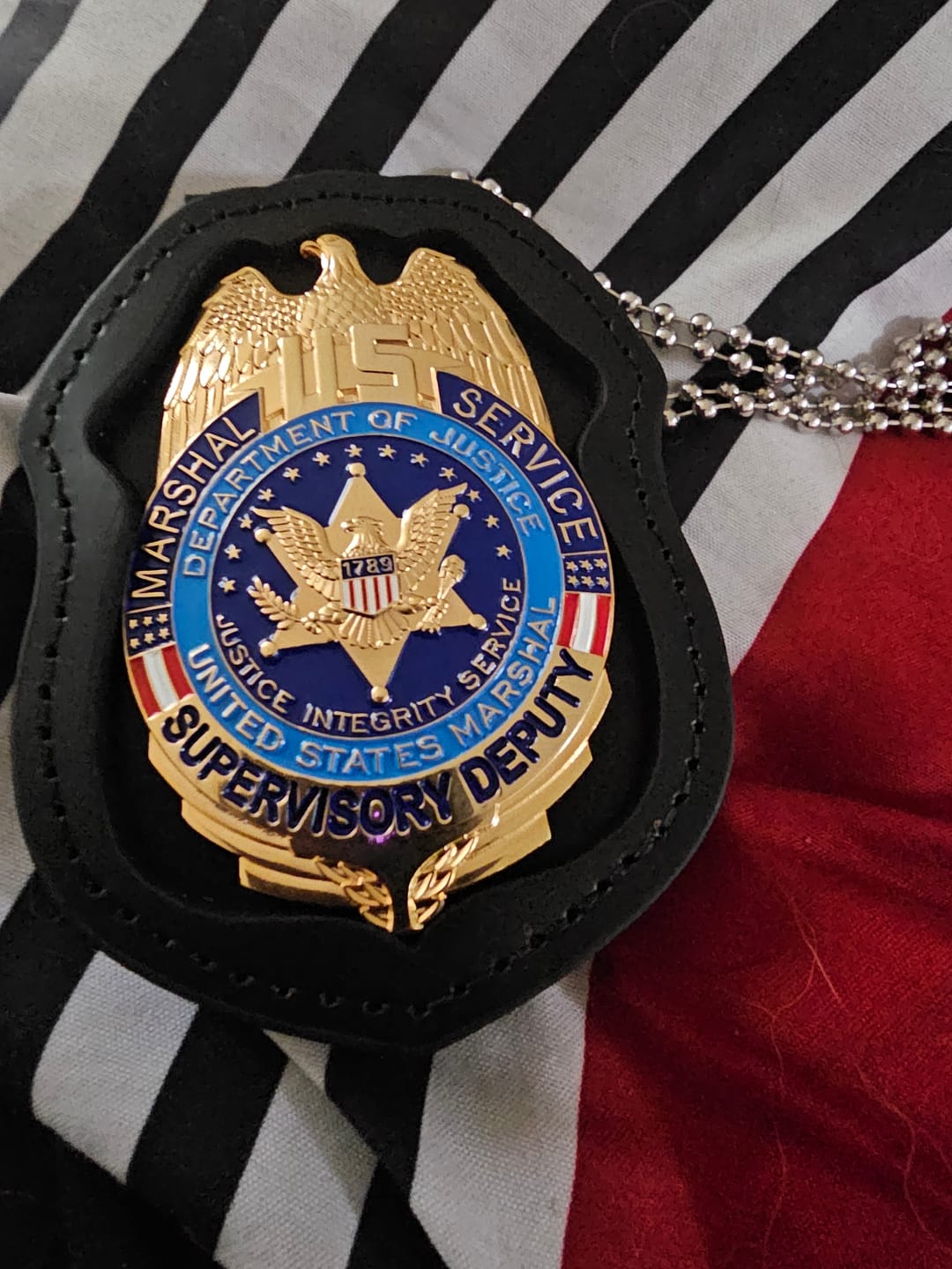 Customer photo review of Genuine Leather Inset Type Holder/ Holster/ Wallet For US Federal Police Badges