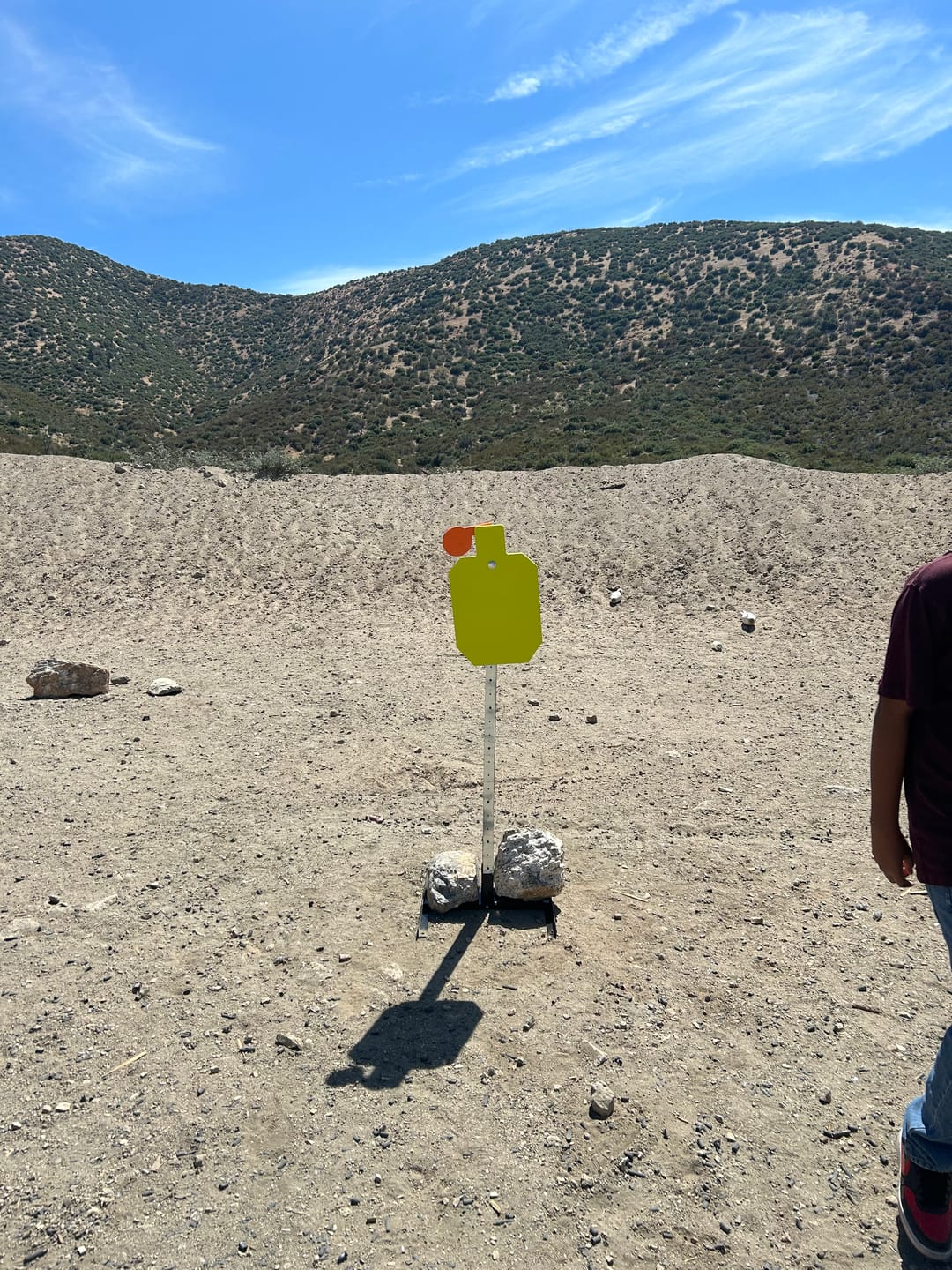 Customer photo review of Double T-Shaped Base Stand + Mounting Kit + 12" X 20" Hostage Target