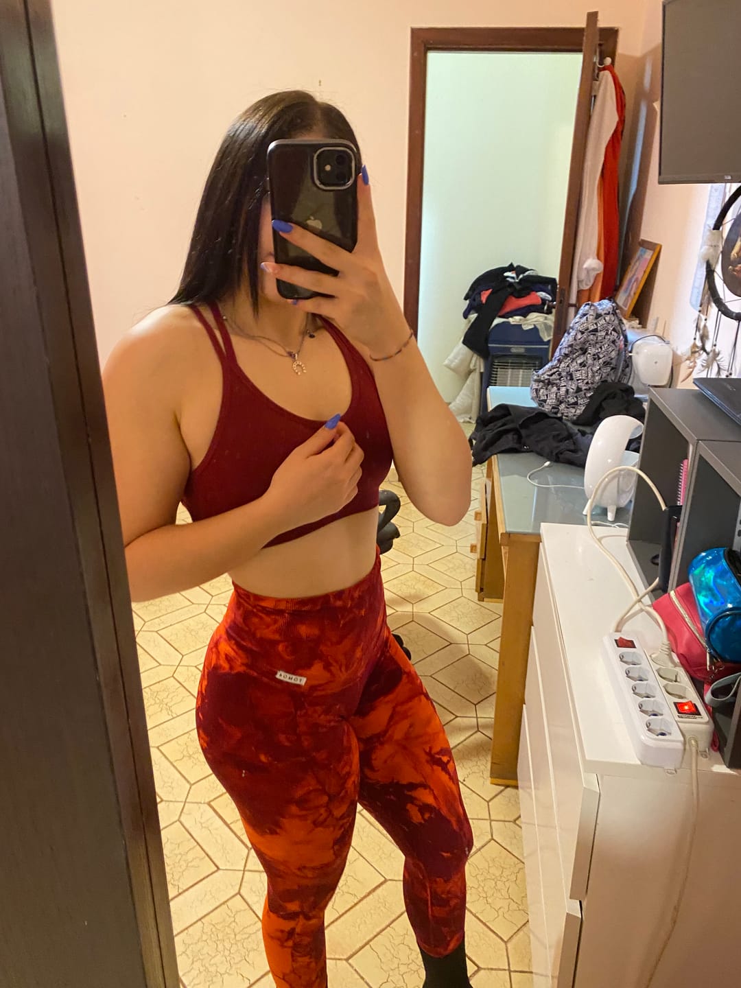 Customer photo review of Nikita All-Up Rosso Lampone