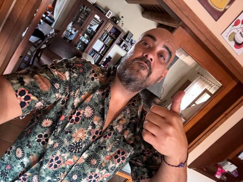 Customer photo review of Chemise hawaïenne en coton vert à manches courtes pour hommes, imprimé floral vintage