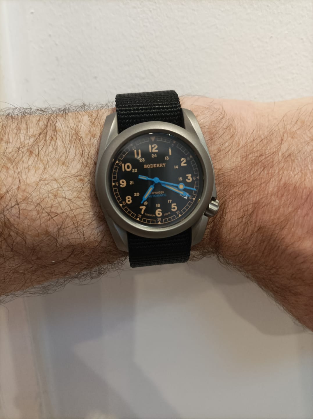 Customer photo review of VOYAGER - 100M Waterproof Titanium Automatic Field Watch | Black