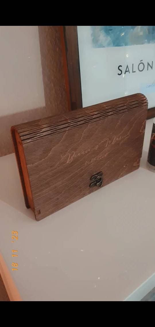 Customer photo review of Wedding Photo Box with USB Drive - Wooden Memory Print Box