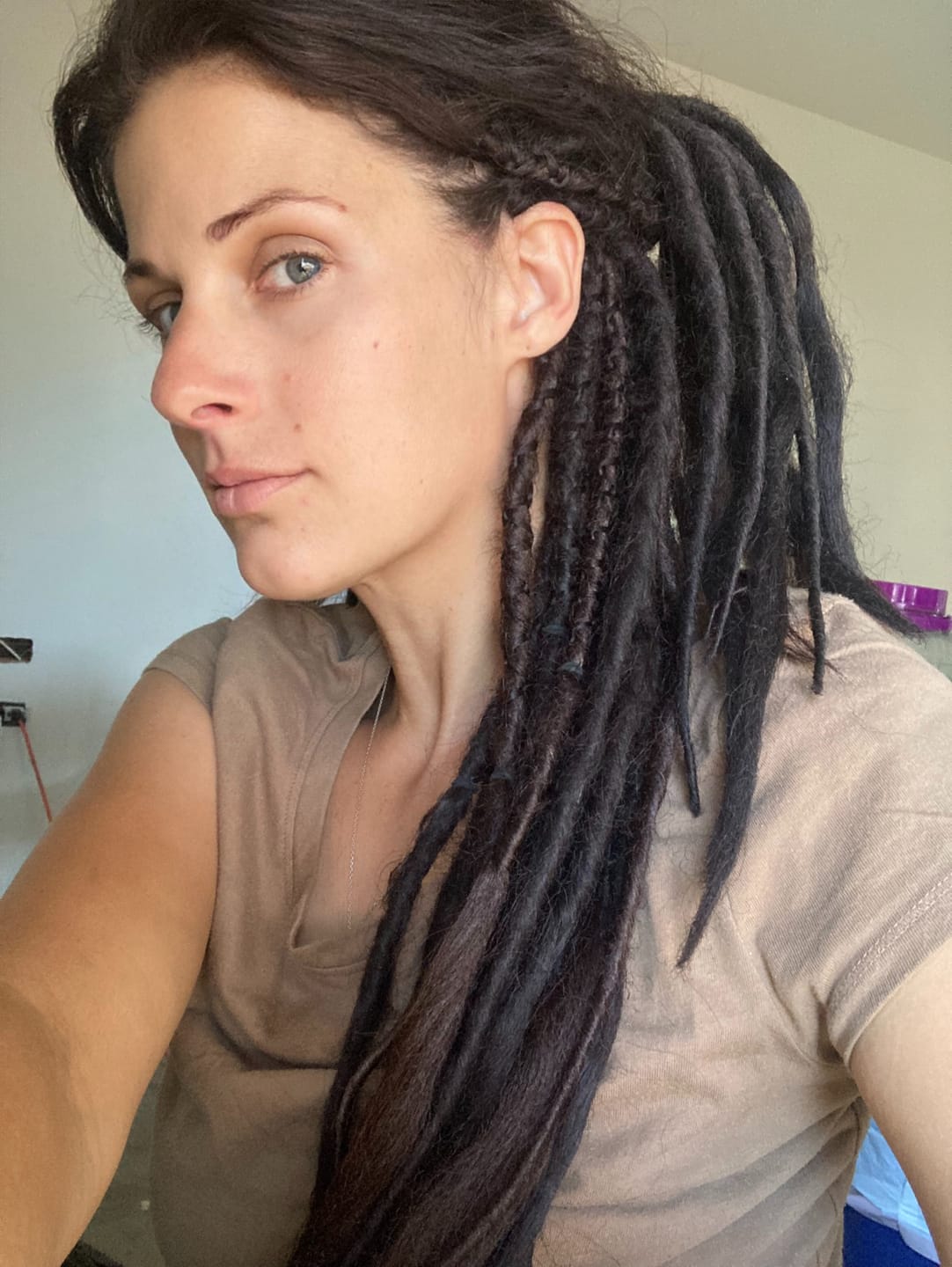 Customer photo review of DARK BROWN