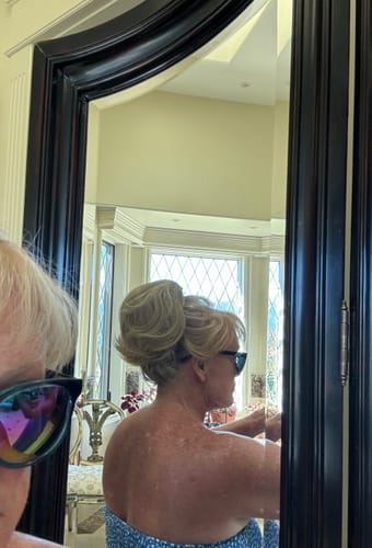 Customer photo review of JuvaBun Claw Clip Ponytail Extension 7'' UPGRADE