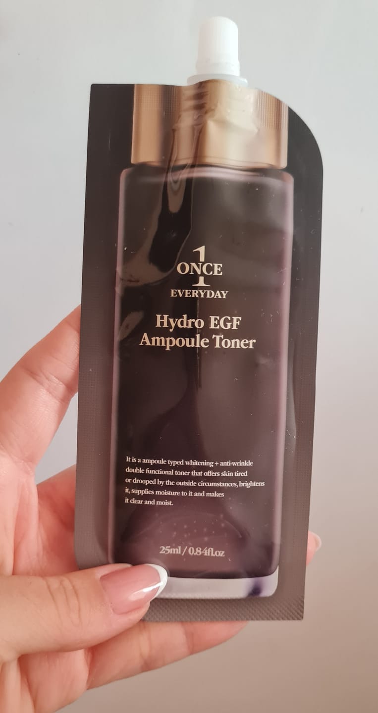 Customer photo review of Хидратиращ тонер-серум с подмладяващ пептиден комплекс Chamos Once Everyday