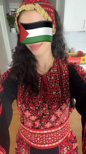 Customer photo review of Black/Red A Cut Full Embroidered Thobe