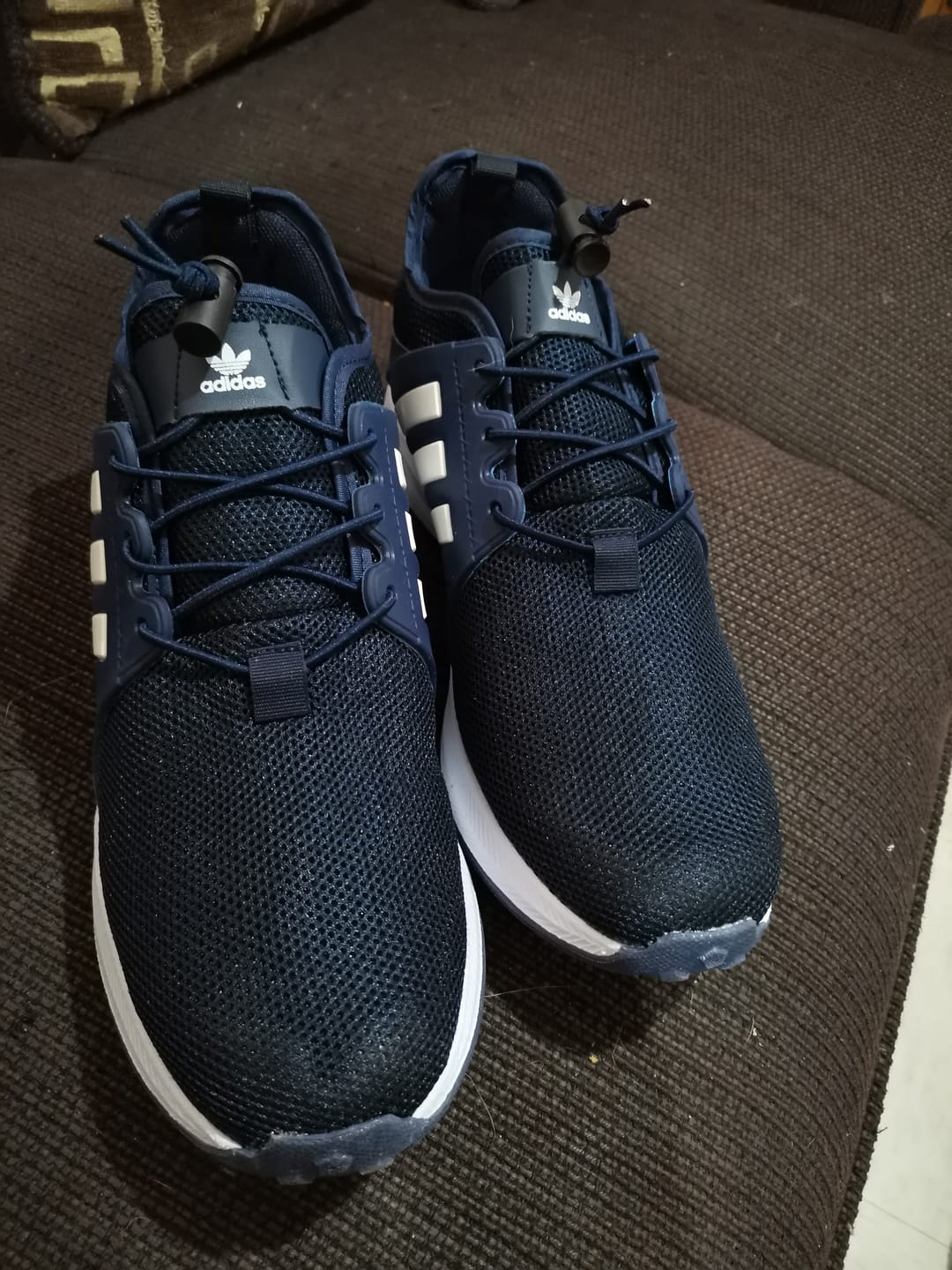 Customer photo review of Tenis 018 Marino Blanco