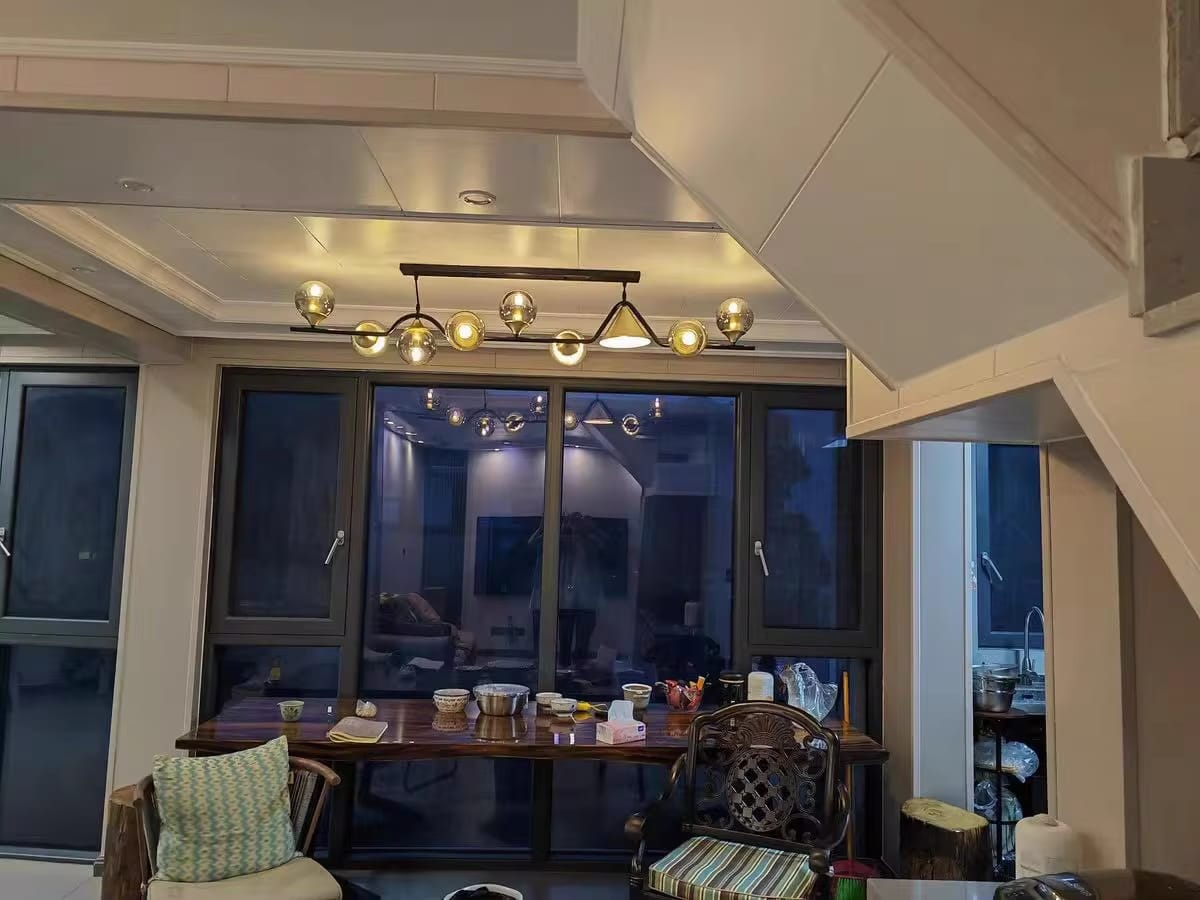 Customer photo review of WOMO Linear Glass Globe Chandelier-WM2257