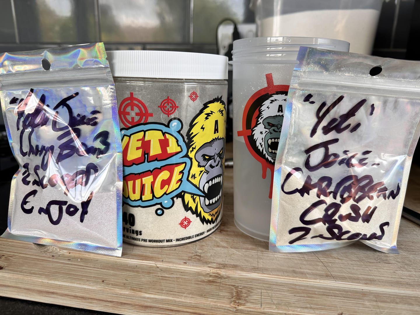 Customer photo review of YETI JUICE® Ultimate Lemonade Flavour - Special Edition