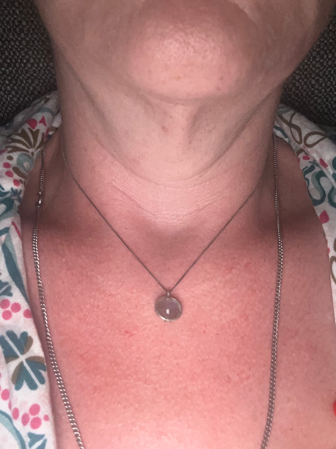 Customer photo review of Pendentif "Perle Fine" en Labradorite