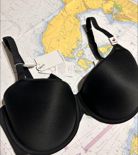 Customer photo review of Everybody T shirt bra