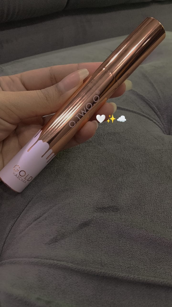Customer photo review of O.TWO.O GOLD MASCARA