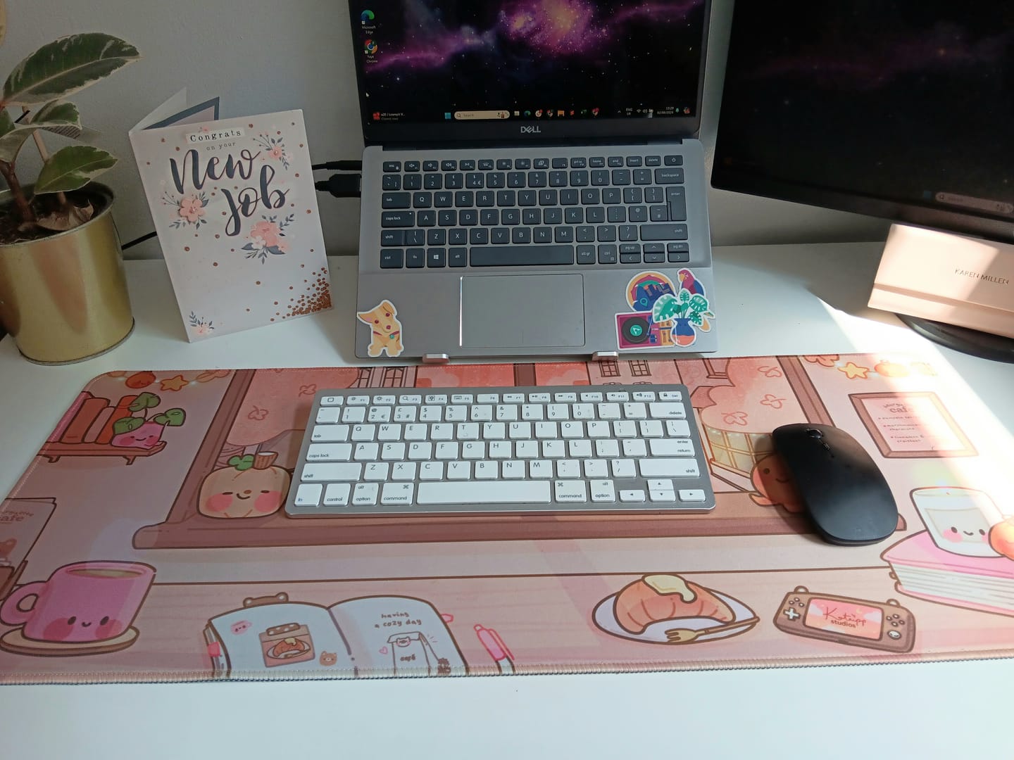 Customer photo review of Cosy Large Autumn Gaming Mouse Pad