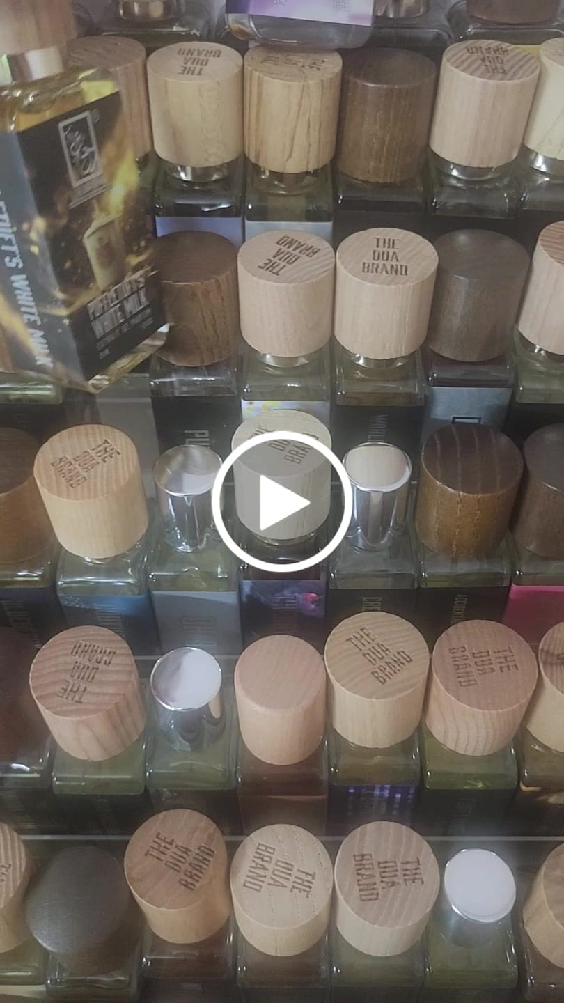 Customer video review of Puffletuft's White Milk