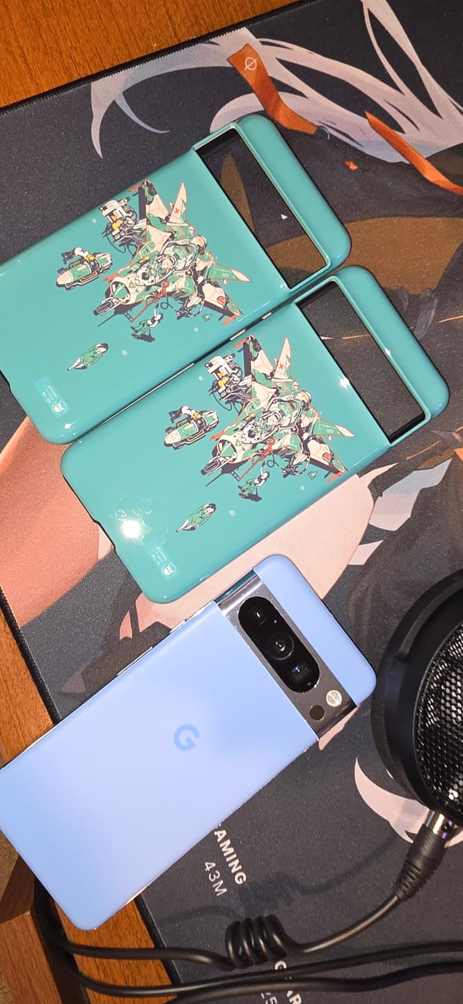 Customer photo review of Arsenal Pixel Case