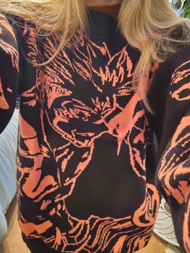 Customer photo review of Sukuna X Nobara Loose Knit Sweater