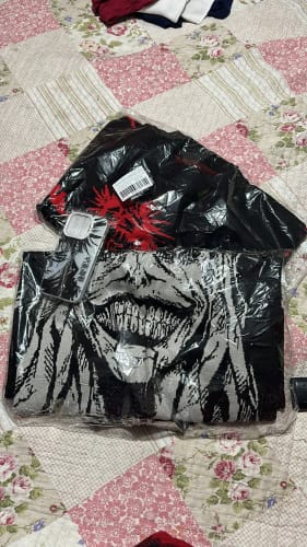 Customer photo review of Solo Leveling Statue of God Loose Knit Sweater