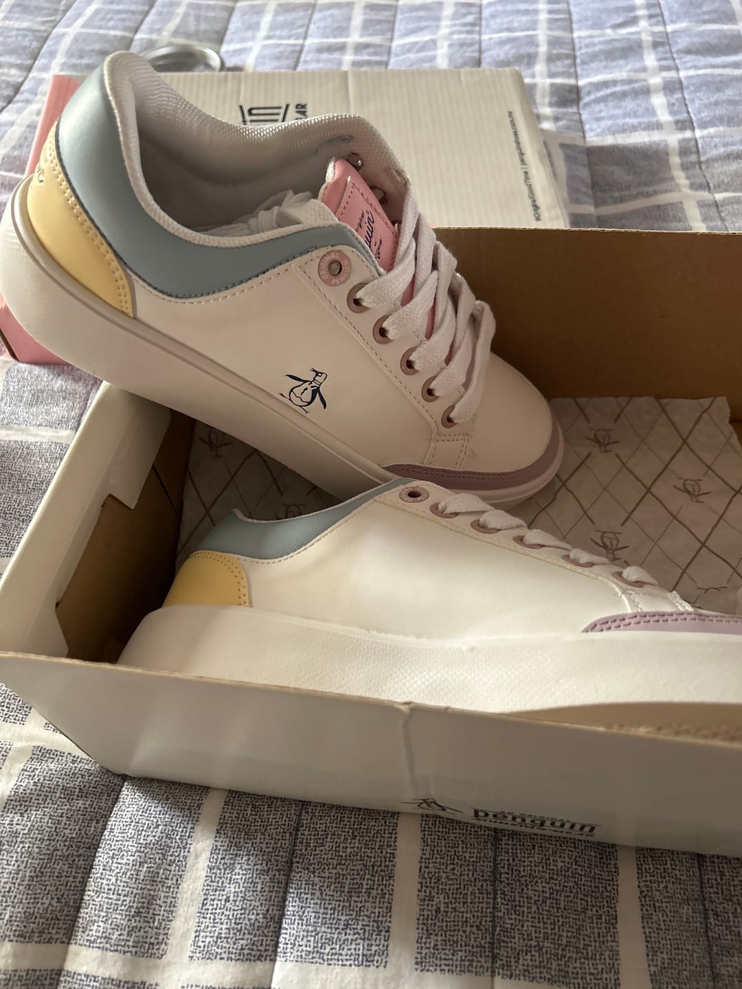 Customer photo review of Tenis Style Janny Multicolor