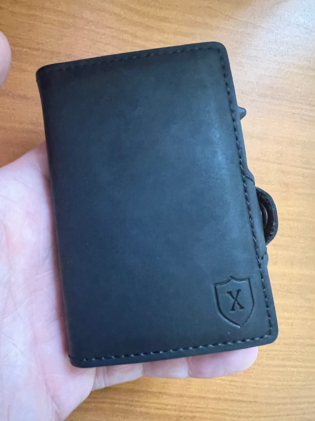 Customer photo review of Billetera Modelo AirTag