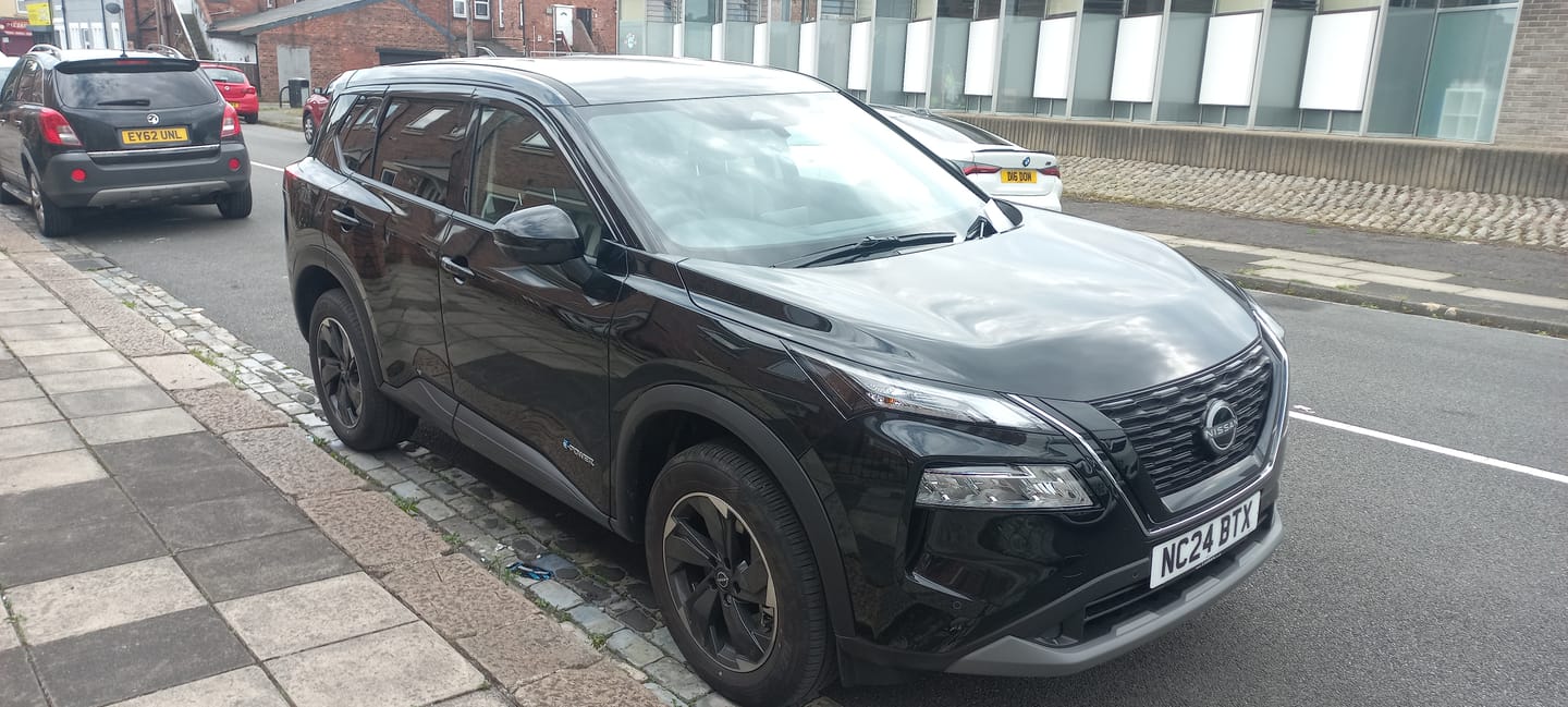 Customer photo review of Auto Clover Wind Deflectors Set for Nissan X-Trail 2022+ (6 pieces)