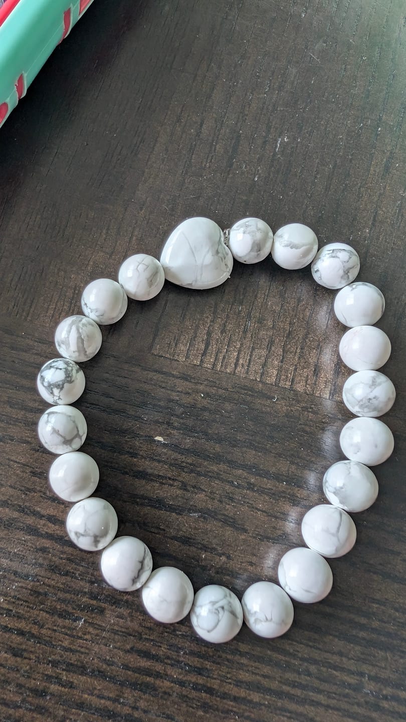 Customer photo review of White Howlite Bracelet
