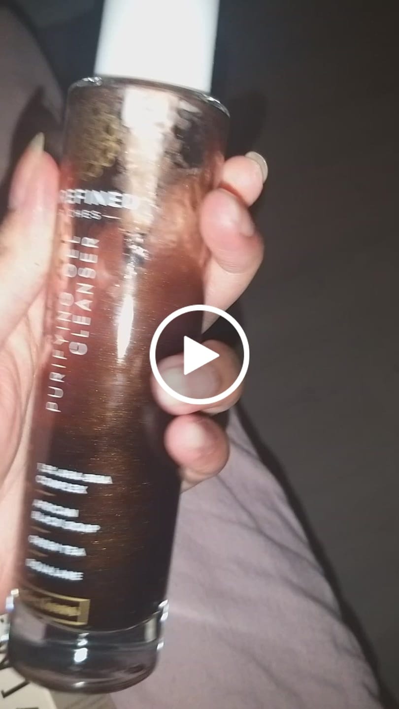 Customer video review of [W]ASH AWAY - Purifying Gel Cleanser