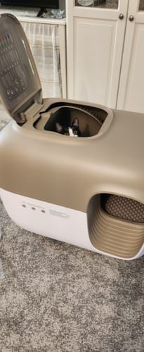 Customer photo review of Self-Cleaning Litter Box