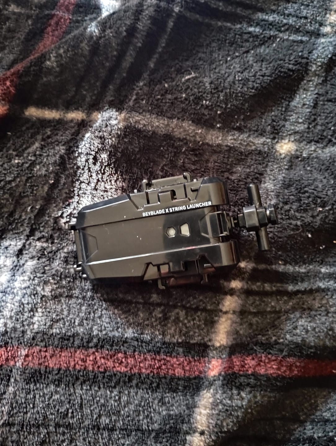 Customer photo review of Takara Tomy Beyblade BX-18 Black String Launcher