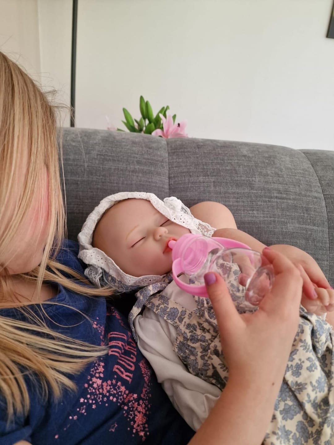 Customer photo review of Evelyn -  Lifelike Sleeping Reborn Baby Doll (18")