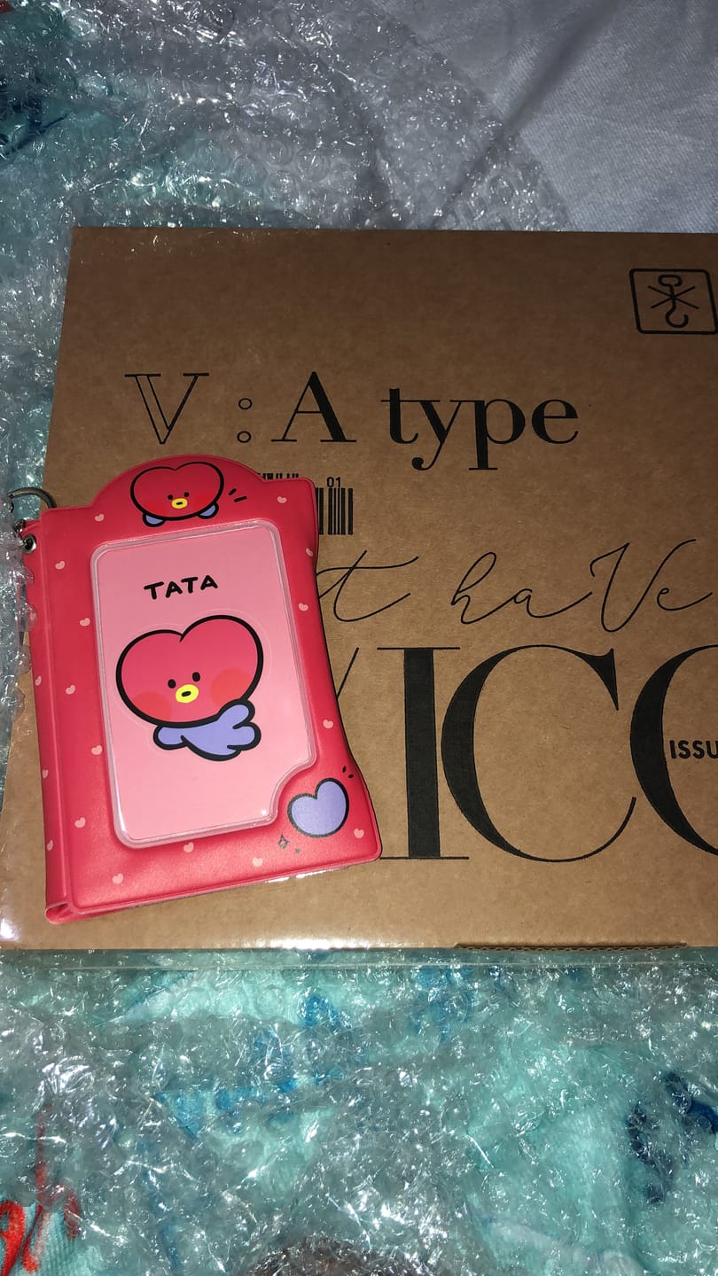 Customer photo review of BT21 MININI PHOTO CARD HOLDER