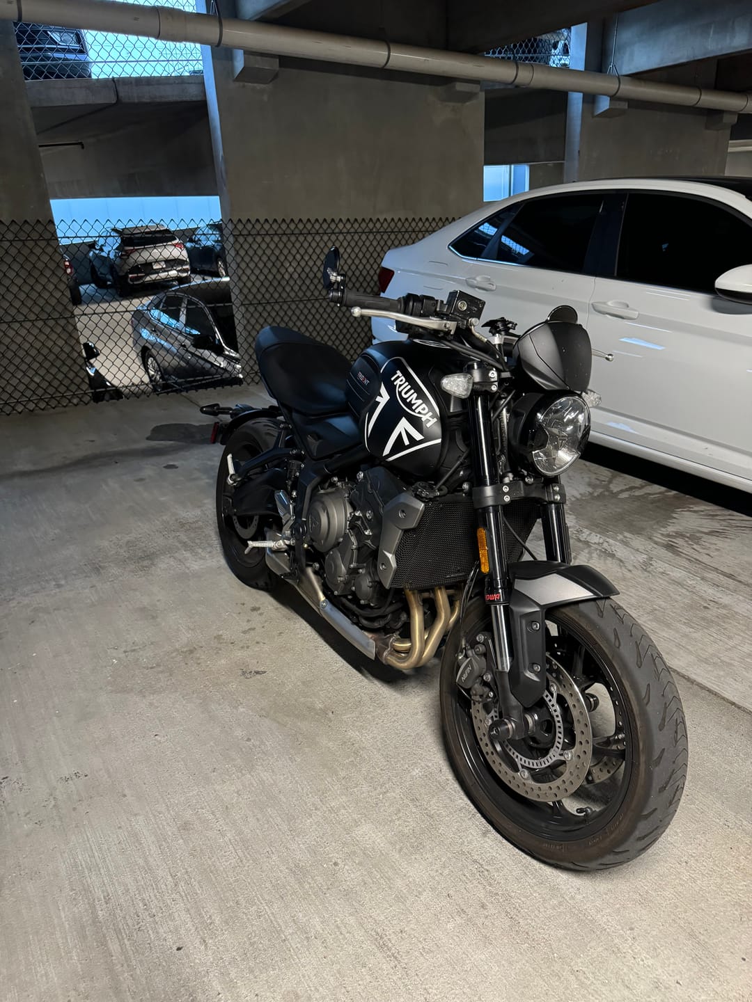 Customer photo review of Triumph Bar End Finishers & Mirror Kits - 7/8” Handlebar Triumph Models