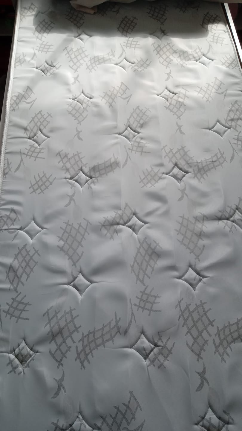 Customer photo review of Protector de Colchon Anti-Liquidos Milhome