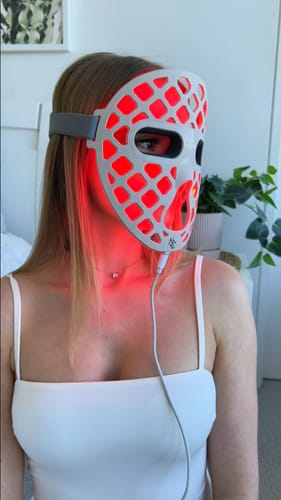 Customer photo review of LED Face Mask