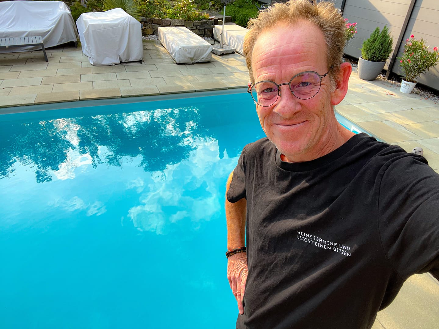 Customer photo review of Keine Termine - Premium Unisex T-Shirt