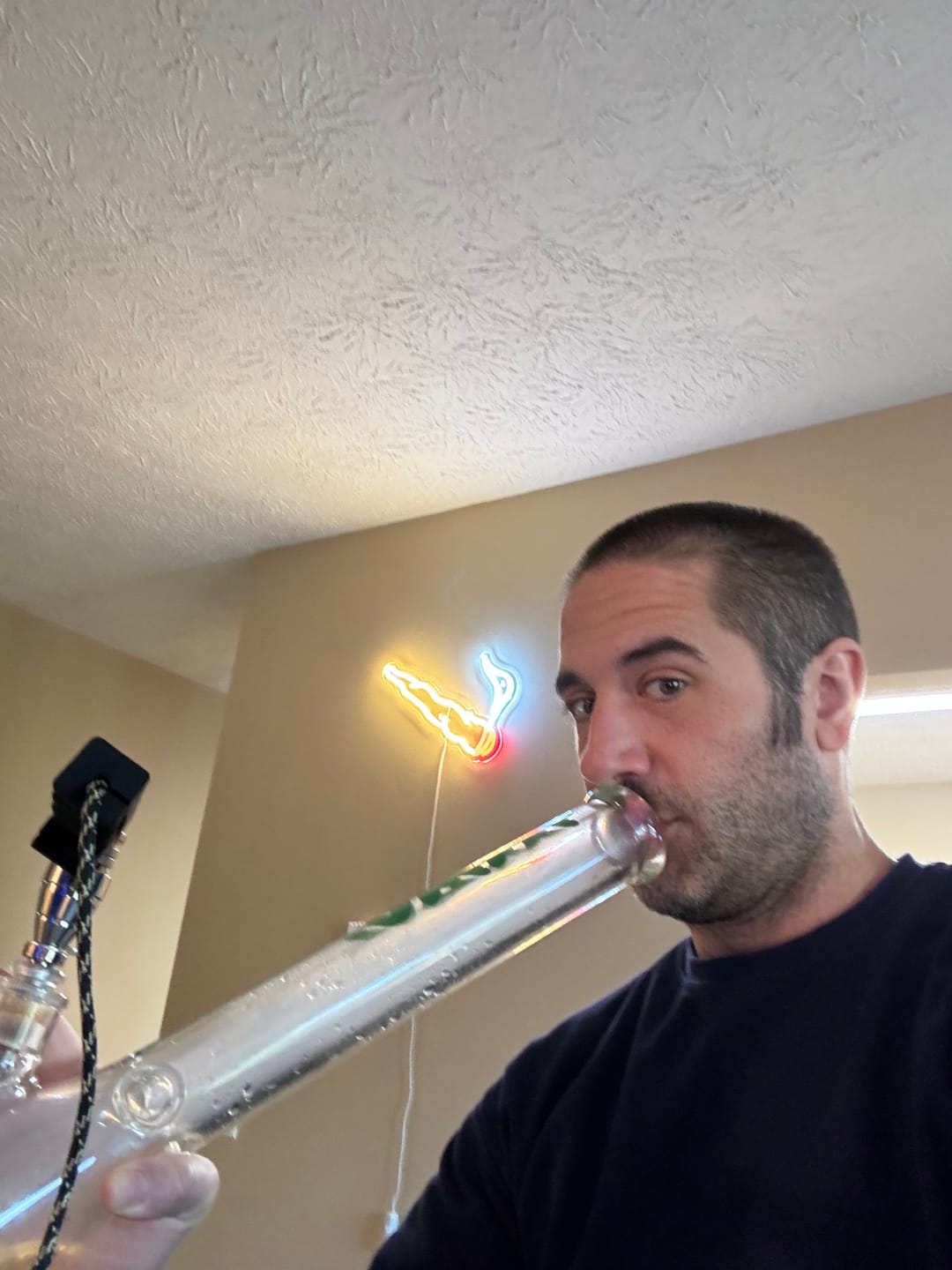 Customer photo review of 18" x 9mm Beaker Bong