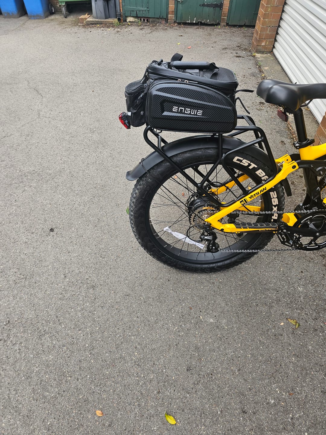 Customer photo review of Rear Rack + Rear Tail Light (for T7)
