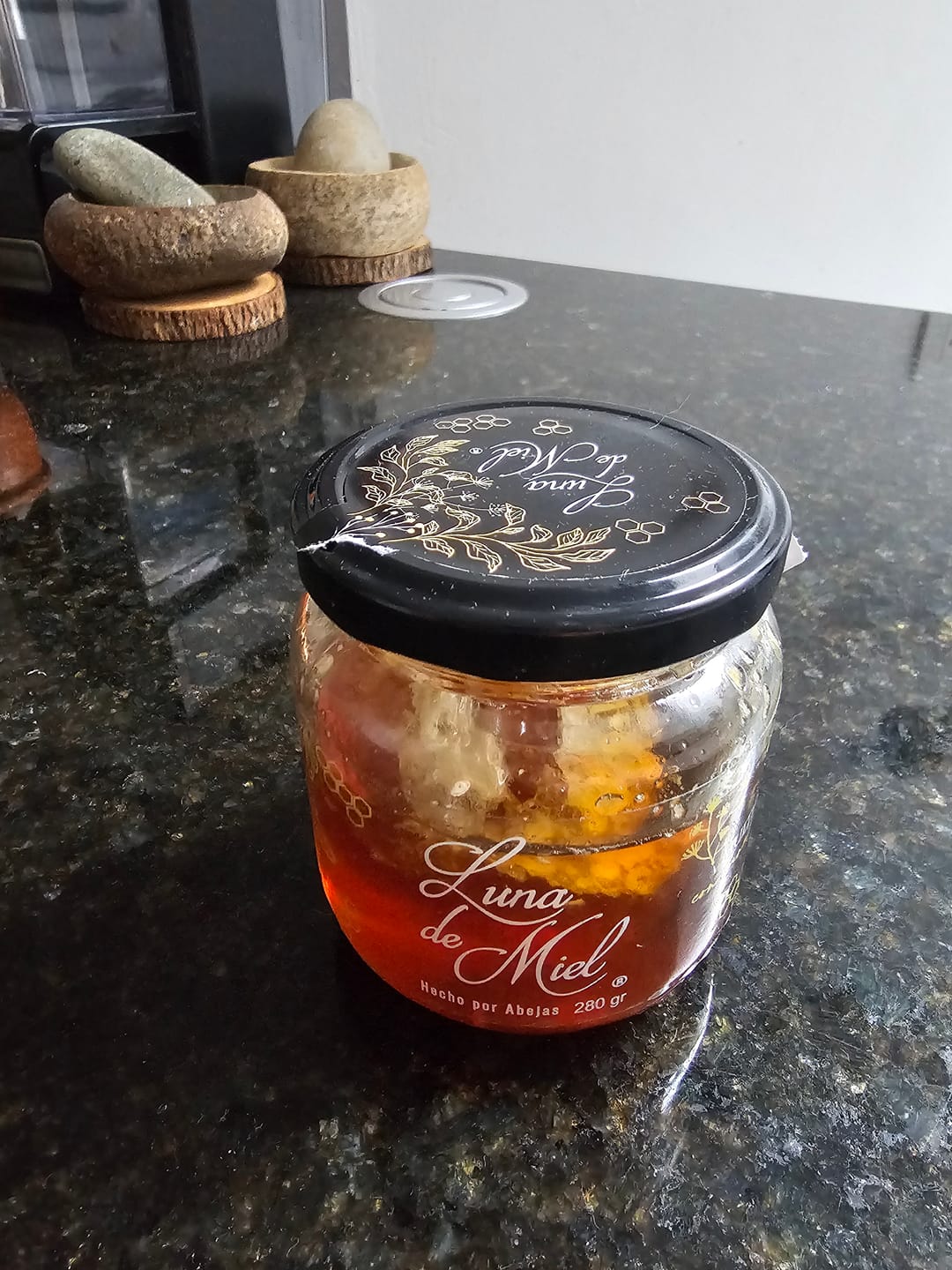 Customer photo review of Luna de miel con panal de abejas